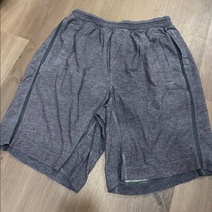 Lululemon pace breaker lined 7” short size S